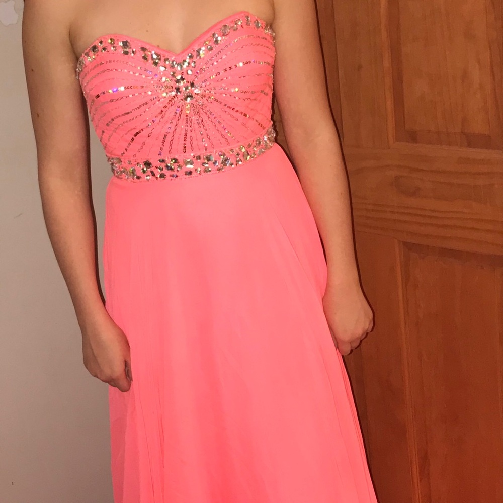 Prom dress